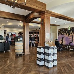 Chateau Chantal - Retail area