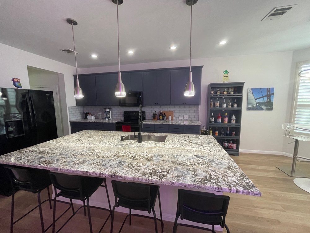 Slide of Vida Contractors Texas