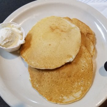 Perry's Restaurant - Small Hot Cakes - American Near Me - Oklahoma City, Oklahoma