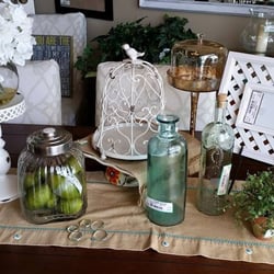 Consign & Design