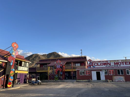World-Famous The Clown Motel by null