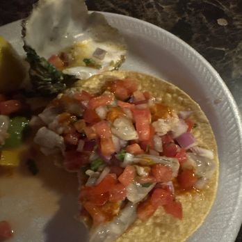 Mariscos Villa Del Mar - Se pasadon de verga con la tomate wey. Era ceviche de tomato 28$ for a medium cup no wey bro. To be honest it's best to eat there that's it - Seafood Near Me - La Puente, California