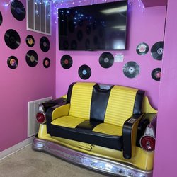 Raffy's Candy Store - Decorations