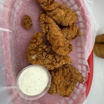 Silver Dollar Bar - 4 piece chicken tenders - Bars Near Me - Cody, Wyoming Silver Dollar Bar - 4 piece chicken tenders - Bars Near Me - Cody, Wyoming