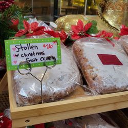Boulangerie Bakery & Cafe 2 - Stollen!