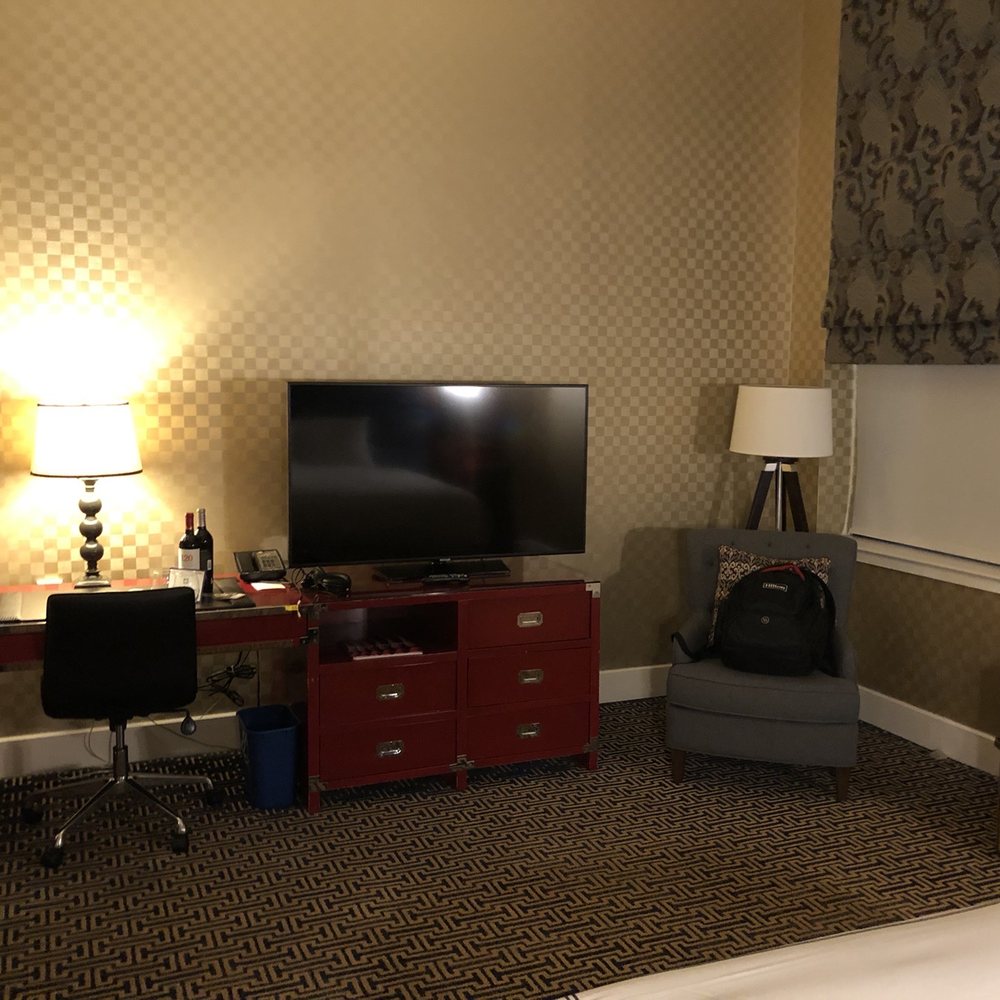 Kimpton Hotel Monaco Baltimore Inner Harbor - Hotel room - Hotels Near Me - Baltimore, Maryland Kimpton Hotel Monaco Baltimore Inner Harbor - Hotel room - Hotels Near Me - Baltimore, Maryland