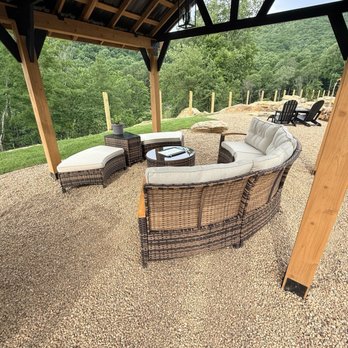 The Barlow RV - RV Parks Near Me - Elk Park, North Carolina The Barlow RV - RV Parks Near Me - Elk Park, North Carolina