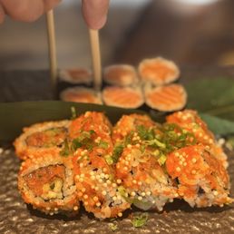 Spicy Tuna Roll Spicy Tuna Roll