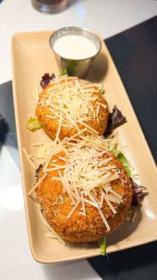 Cafe Pasta & Grille' by null