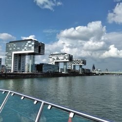 KD Rundfahrten - Uber-expensive soccer-star condos.
