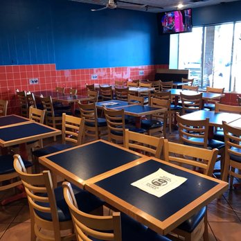Daybreak - Dining room - Breakfast & Brunch Near Me - Newmarket, Ontario Daybreak - Dining room - Breakfast & Brunch Near Me - Newmarket, Ontario