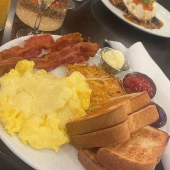 Sid's Cafe - Sid's breakfast ( front meal ) and  huevos rancheros ( back meal ) - American Near Me - Las Vegas, Nevada