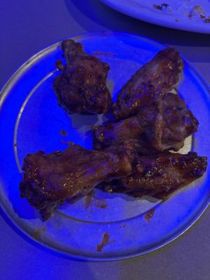 Pluckers Wing Bar by null