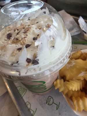 Shake Shack Reeds Crossing by null