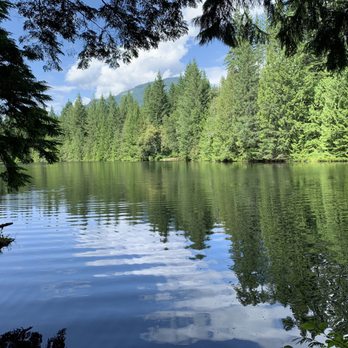 RideHub - Alice lake. Wish i had the time for a dip. - Bike tours Near Me - Squamish, British Columbia RideHub - Alice lake. Wish i had the time for a dip. - Bike tours Near Me - Squamish, British Columbia