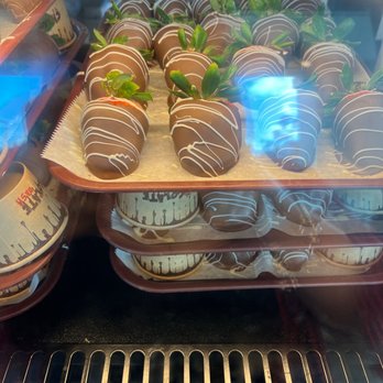Chocolate Bash - Desserts Near Me - Tustin, California