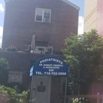 Bronx Foot Care: Oscar Castillo, DPM - Entrance to office - Podiatrists Near Me - Bronx, New York Bronx Foot Care: Oscar Castillo, DPM - Entrance to office - Podiatrists Near Me - Bronx, New York