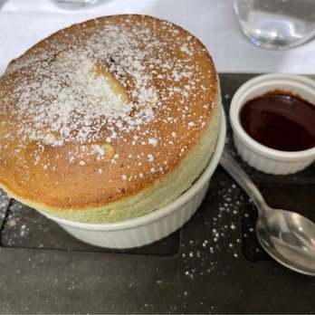 Le Récamier - French Near Me - Paris