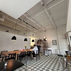 Blacklist Bagels - Interior