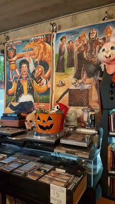 Graveface Records & Curiosities by null