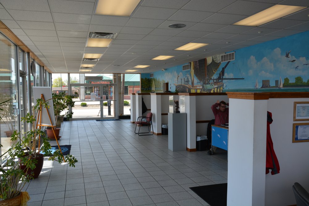 LAKESIDE AUTO GROUP Updated September 2024 11 Photos 808 Main St