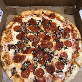 Angelo’s Pizzeria - Pepperoni and mushroom pizza - Pizza Near Me - Davie, Florida Angelo’s Pizzeria - Pepperoni and mushroom pizza - Pizza Near Me - Davie, Florida