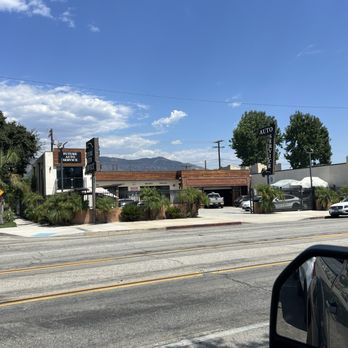 Future Auto Service - Auto Repair Near Me - Burbank, California Future Auto Service - Auto Repair Near Me - Burbank, California