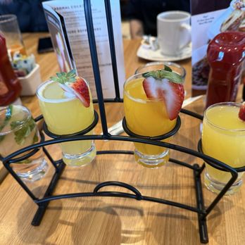 Silver Diner - Mimosa flight - New American Near Me - National Harbor, Maryland Silver Diner - Mimosa flight - New American Near Me - National Harbor, Maryland