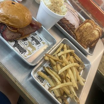 Pachuco’s - Sandwich and platter (fries were fresh cut and delicious) - Barbeque Near Me - Midland, Texas