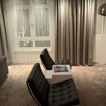 Van der Valk Hotel Hildesheim - Fake but cozy fireplace - Hotels Near Me - Hildesheim, NI