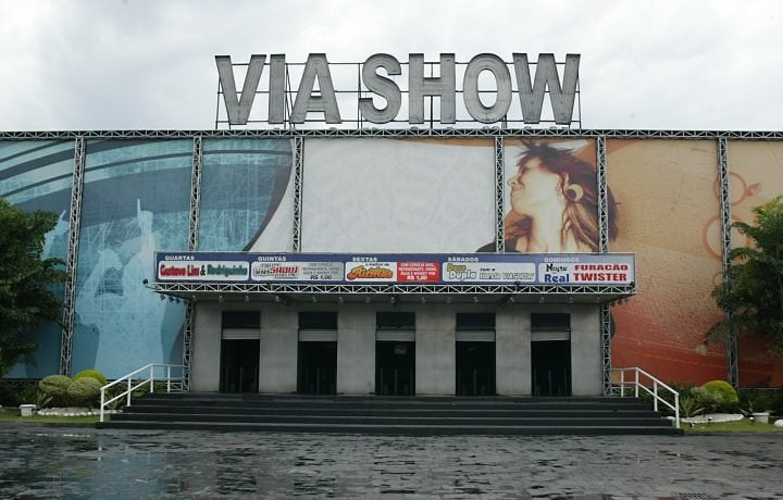 Via Show