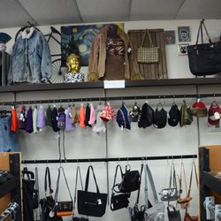 Runway Fashion Exchange - Hats and bags and boots, oh my!