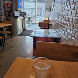 Bonanno’s New York Pizza Kitchen - Nice little restaurant