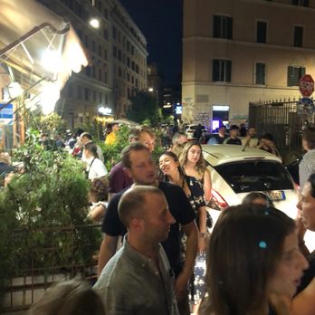 Otaleg - And line way out the door - Ice Cream & Frozen Yogurt Near Me - Rome, RM Otaleg - And line way out the door - Ice Cream & Frozen Yogurt Near Me - Rome, RM