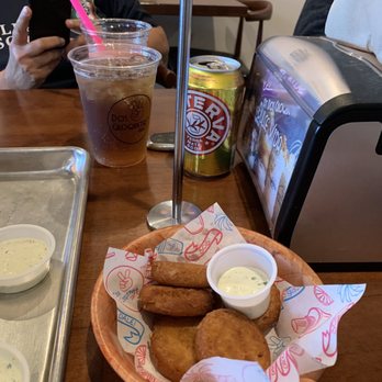 Dos Croquetas - Arepas de maiz were very good - Bakeries Near Me - Miami, Florida