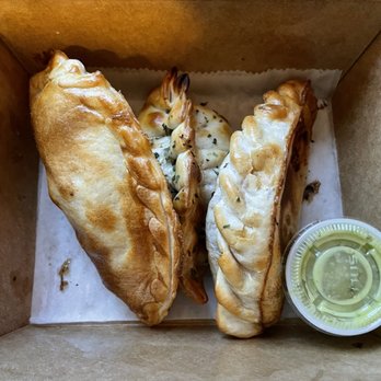 Dg Cafe - Shrimp, tuna, beef - Bakeries Near Me - Pawtucket, Rhode Island