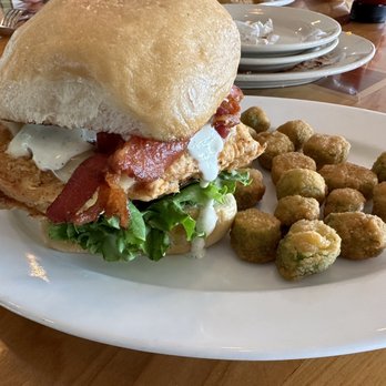 6 Klicks Cafe - Chicken Sandwich with Okra - Cafes Near Me - Helotes, Texas 6 Klicks Cafe - Chicken Sandwich with Okra - Cafes Near Me - Helotes, Texas