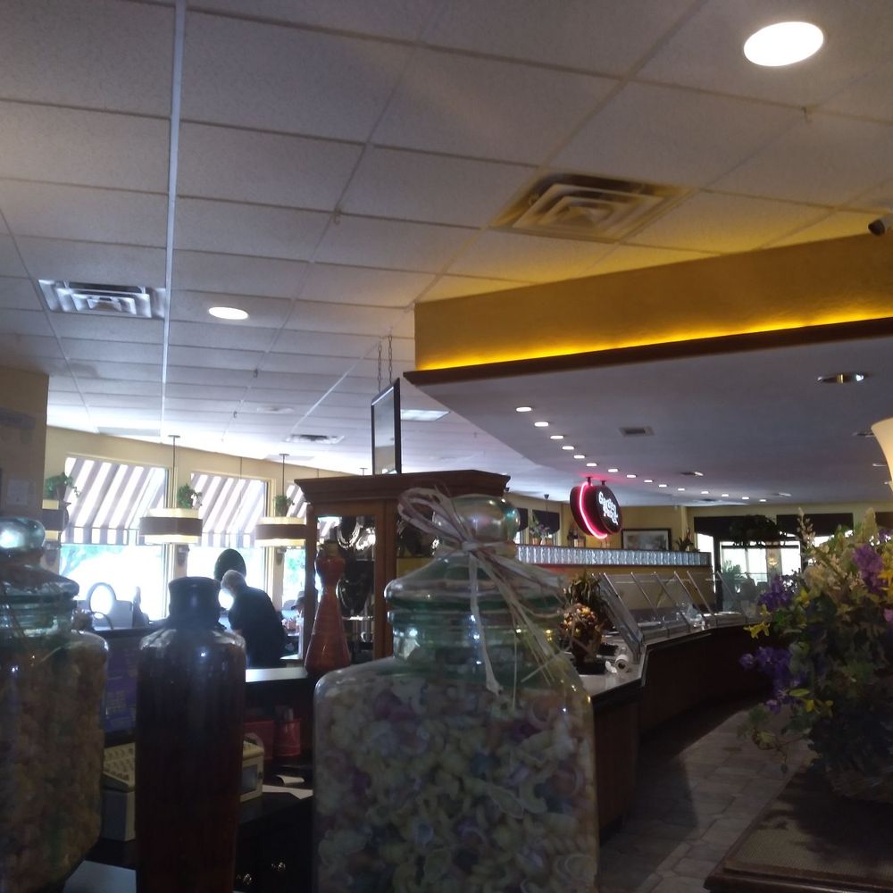 Napoli's Pizza - the interior of a restaurant - Pizza Near Me - Belpre, Ohio Napoli's Pizza - the interior of a restaurant - Pizza Near Me - Belpre, Ohio