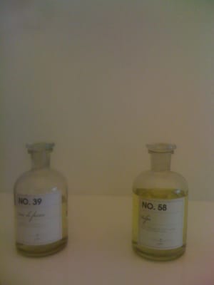 Frau Tonis Parfum by null
