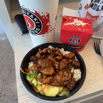 Teriyaki Madness - 10-24. Orange Chicken Bowl - Japanese Near Me - Marina, California Teriyaki Madness - 10-24. Orange Chicken Bowl - Japanese Near Me - Marina, California