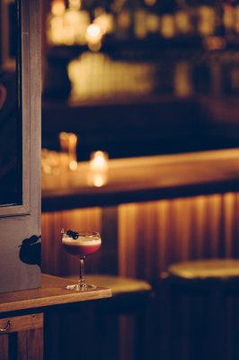 Bar Henry by null
