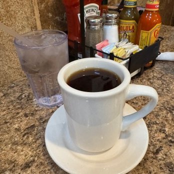 Briana's Pancake Cafe Restaurant - Breakfast & Brunch Near Me - South Elgin, Illinois
