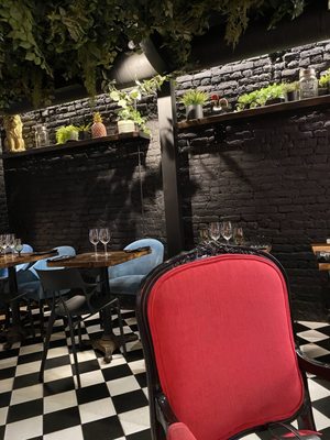 Le Don Restaurant by null