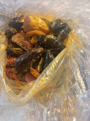 Shaking Crawfish by null