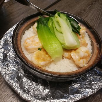 A+ Hong Kong Kitchen - Garlic shrimp stone pot - Cantonese Near Me - Seattle, Washington