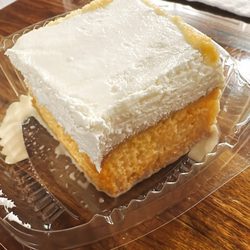 Tres Leche to go!