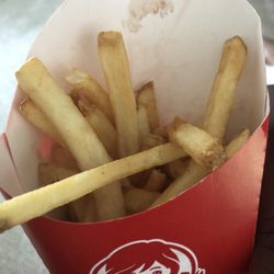 Wendy's - This is the medium fry presented to me.