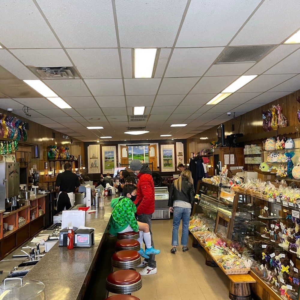 Holsten's - Shot of inside - Candy Stores Near Me - Bloomfield, New Jersey