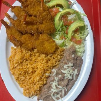 Saritas Kitchen - Deliciosos camarones  empanizados en saritas'kitchen - Mexican Near Me - Hawthorne, California