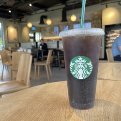 Starbucks - Venti Vanilla Cold Brew